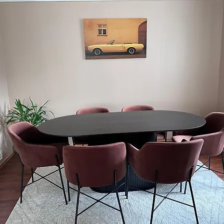 Bedroom Close To City Center Accommodatie bij particulieren